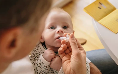 Bebeklerde Tylenol Kullanımı Güvenlik Dozaj Tablosu ve Yan Etkileri