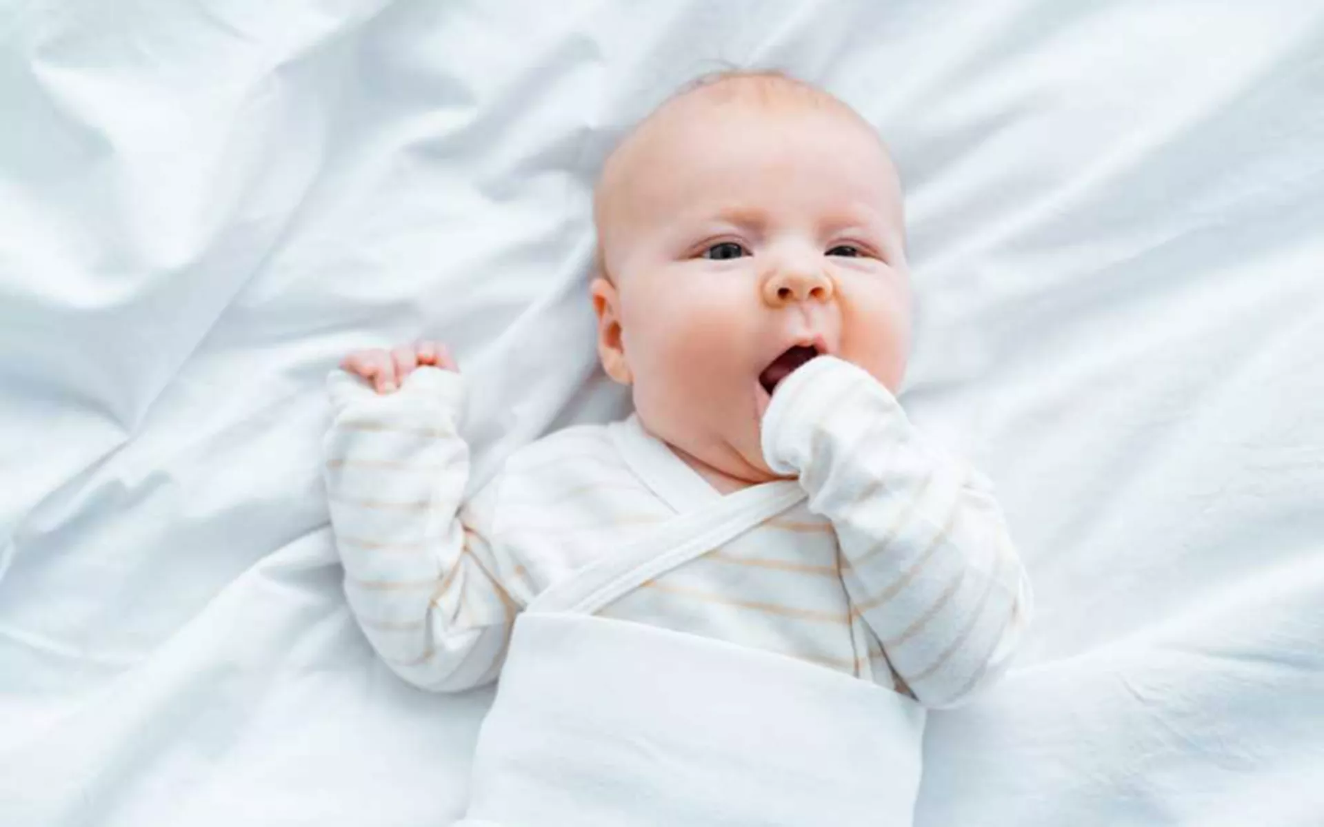 Bebeklerde Hıçkırık: Ne Sebep Olur? Nasıl Geçer?